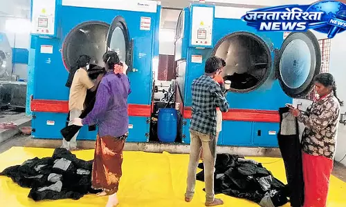 Bellary : पानी संकट से जींस वॉशिंग इंडस्ट्री प्रभावित, कई यूनिट्स में उत्पादन ठप