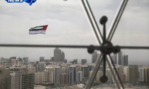 Abu Dhabi  UAE एयर डिफेंस सिस्टम सक्रिय, मिसाइल-यूएवी से निपट रहे