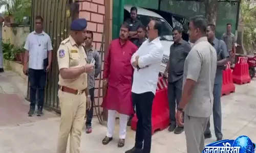 Hyderabad: पूर्व IPS अधिकारी की पत्नी की हत्या घरेलू सहायिका ने की Hyderabad: पूर्व IPS अधिकारी की पत्नी की हत्या घरेलू सहायिका ने की