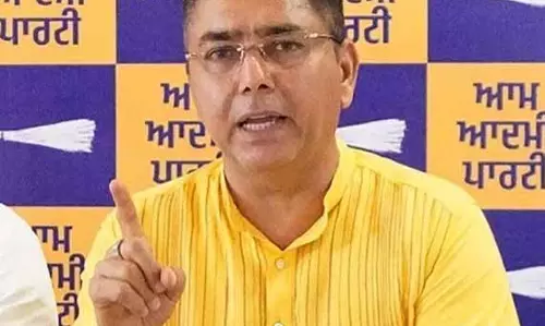 चंडीगढ़-मोहाली में ED छापेमारी, अमन अरोड़ा जुड़े मनी लॉन्ड्रिंग जांच से चंडीगढ़-मोहाली में ED छापेमारी, अमन अरोड़ा जुड़े मनी लॉन्ड्रिंग जांच से
