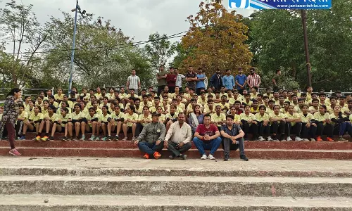 कमिश्नर ने महादेवघाट में छत्तीसगढ एकेडमी के बच्चो को स्वच्छ सर्वेक्षण को लेकर किया जागरूक