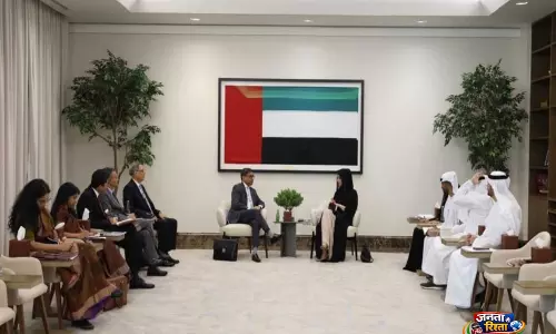 भारत-UAE ने रणनीतिक साझेदारी को और मजबूत करने के लिए नई पहलों पर चर्चा की भारत-UAE ने रणनीतिक साझेदारी को और मजबूत करने के लिए नई पहलों पर चर्चा की