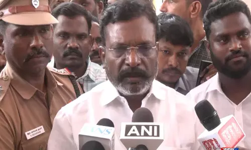 तमिलनाडु में VCK की अहम बैठक, TVK समर्थन और DMK गठबंधन पर होगा फैसला तमिलनाडु में VCK की अहम बैठक, TVK समर्थन और DMK गठबंधन पर होगा फैसला