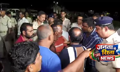 भुवनेश्वर: बालिअंता मॉब लिंचिंग मामले में 5 गिरफ्तार, GRP कांस्टेबल की हत्या भुवनेश्वर: बालिअंता मॉब लिंचिंग मामले में 5 गिरफ्तार, GRP कांस्टेबल की हत्या