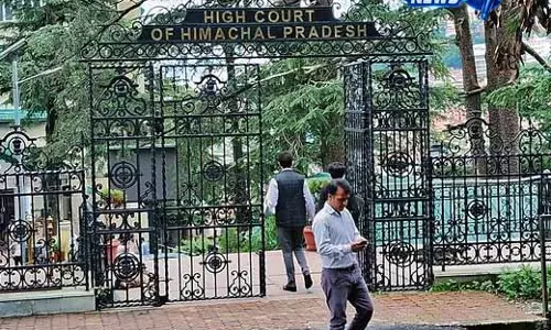 High Court ने अस्पतालों की खराब लिफ्टों पर सरकार से जवाब मांगा