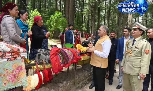 Atal Tunnel: हिमाचल राज्यपाल के अनुसार वाजपेयी के नेतृत्व की मिसाल Atal Tunnel: हिमाचल राज्यपाल के अनुसार वाजपेयी के नेतृत्व की मिसाल