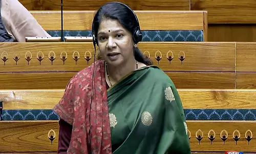 INDIA गठबंधन में दरार: DMK ने लोकसभा में सीटों के बंटवारे को लेकर कांग्रेस से तलाक मांगा INDIA गठबंधन में दरार: DMK ने लोकसभा में सीटों के बंटवारे को लेकर कांग्रेस से तलाक मांगा