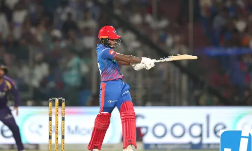 IPL 2026 : दिल्ली कैपिटल्स की पारी लड़खड़ाई, 11 ओवर में 89 रन पर गिरे 5 विकेट IPL 2026 : दिल्ली कैपिटल्स की पारी लड़खड़ाई, 11 ओवर में 89 रन पर गिरे 5 विकेट