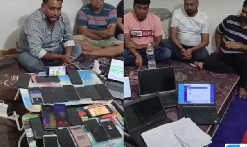 करोड़ों के रैकेट का भंडाफोड़, कपड़ा फैक्ट्री की तीसरी मंजिल पर चल रहा था क्रिकेट सट्टा करोड़ों के रैकेट का भंडाफोड़, कपड़ा फैक्ट्री की तीसरी मंजिल पर चल रहा था क्रिकेट सट्टा