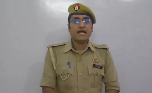 IPS अफसर पर वसूली का आरोप, कांस्टेबल के वीडियो ने पुलिस विभाग में मचा दी खलबली IPS अफसर पर वसूली का आरोप, कांस्टेबल के वीडियो ने पुलिस विभाग में मचा दी खलबली