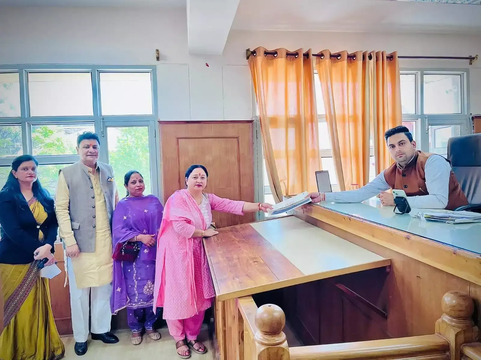 Dharamshala: भाजपा ने कांग्रेस की विफलताओं को चुनावी मुद्दा बनाया Dharamshala: भाजपा ने कांग्रेस की विफलताओं को चुनावी मुद्दा बनाया