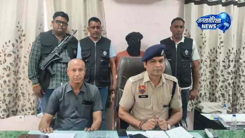 Haryana के डबवाली में एक करोड़ रुपये की हेरोइन जब्त, एक गिरफ्तार Haryana के डबवाली में एक करोड़ रुपये की हेरोइन जब्त, एक गिरफ्तार