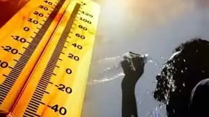 Jaipur: जैसलमेर में गर्मी ने तोड़े रिकॉर्ड, राजस्थान में फिर बढ़ी भीषण गर्मी Jaipur: जैसलमेर में गर्मी ने तोड़े रिकॉर्ड, राजस्थान में फिर बढ़ी भीषण गर्मी