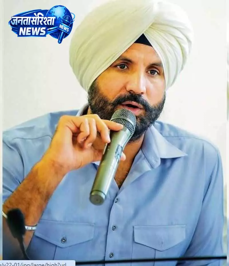 ED छापों के बाद कांग्रेस का AAP पर गंभीर आरोप ED छापों के बाद कांग्रेस का AAP पर गंभीर आरोप