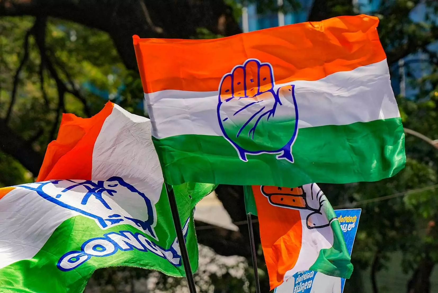 Gandhinagar: कांग्रेस का ‘सफाई अभियान’, 6 साल का सस्पेंशन Gandhinagar: कांग्रेस का ‘सफाई अभियान’, 6 साल का सस्पेंशन