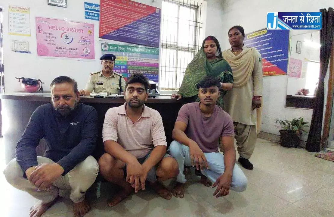 5 सट्टा खाईवाल गिरफ्तार, तीन लाख कैश जब्त 5 सट्टा खाईवाल गिरफ्तार, तीन लाख कैश जब्त
