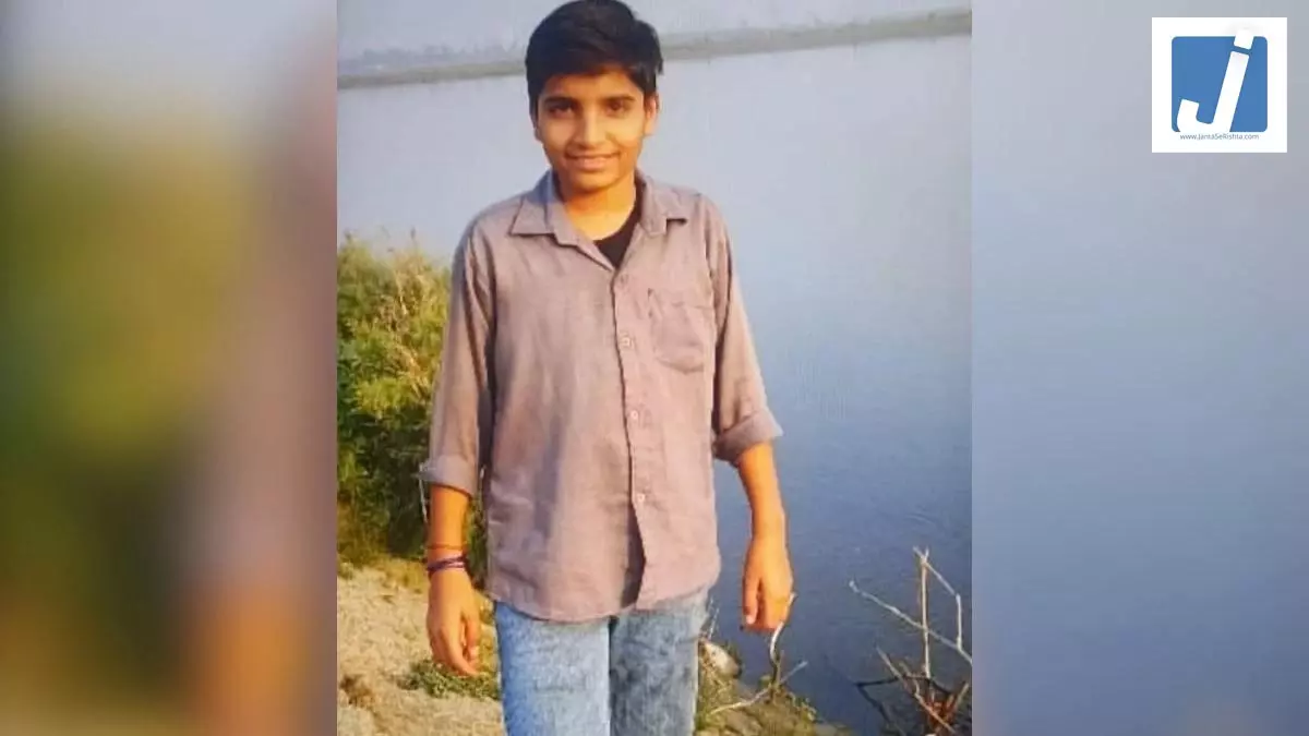 रिश्तेदारों को फंसाने के लिए पिता ने की बेटे की हत्या, शव तालाब में फेंका रिश्तेदारों को फंसाने के लिए पिता ने की बेटे की हत्या, शव तालाब में फेंका