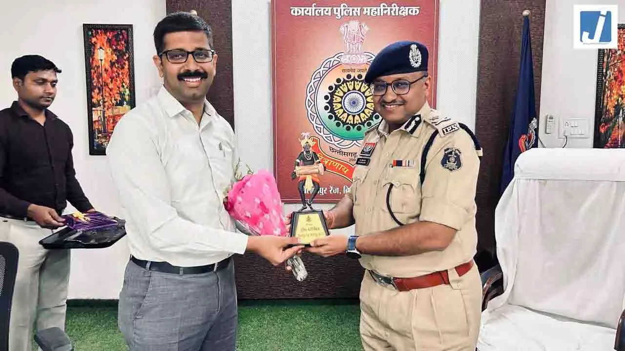 IPS आंजनेय वार्ष्णेय का केन्द्रीय प्रतिनियुक्ति स्थानांतरण पर गरिमामयी विदाई समारोह का आयोजन IPS आंजनेय वार्ष्णेय का केन्द्रीय प्रतिनियुक्ति स्थानांतरण पर गरिमामयी विदाई समारोह का आयोजन