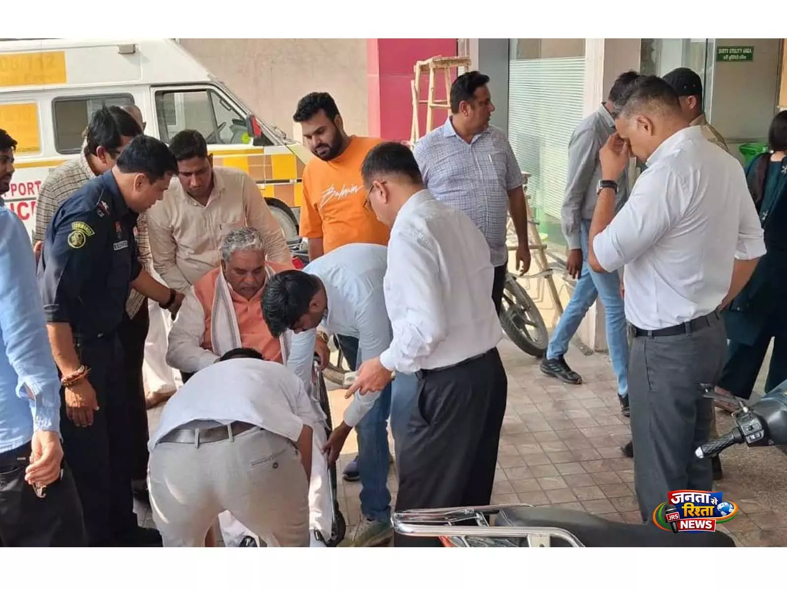 Panipat में मंत्री कृष्ण लाल पंवार के काफिले की गाड़ियां टकराईं, बड़ा हादसा टला Panipat में मंत्री कृष्ण लाल पंवार के काफिले की गाड़ियां टकराईं, बड़ा हादसा टला