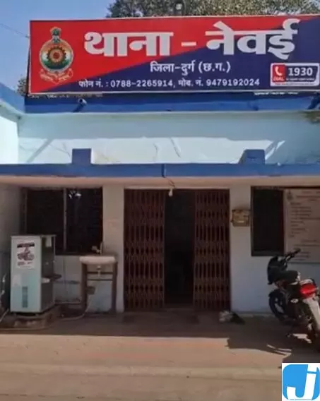 आधार हैक कर 3 लाख की ठगी, च्वाइस सेंटर संचालक के नाम पर लिया लोन आधार हैक कर 3 लाख की ठगी, च्वाइस सेंटर संचालक के नाम पर लिया लोन
