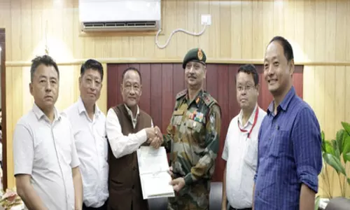 असम राइफल्स ने नागालैंड में दीमापुर एयरपोर्ट के विस्तार के लिए 18.8 एकड़ जमीन सौंपी असम राइफल्स ने नागालैंड में दीमापुर एयरपोर्ट के विस्तार के लिए 18.8 एकड़ जमीन सौंपी