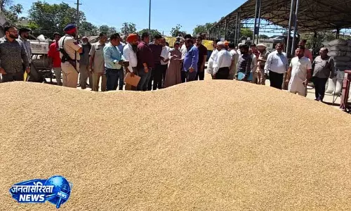 गेहूं स्टॉक घटा, Punjab में भंडारण चुनौती बढ़ी