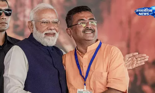 सुवेंदु अधिकारी को पश्चिम बंगाल के पहले BJP मुख्यमंत्री बनने पर पीएम मोदी ने दी बधाई सुवेंदु अधिकारी को पश्चिम बंगाल के पहले BJP मुख्यमंत्री बनने पर पीएम मोदी ने दी बधाई