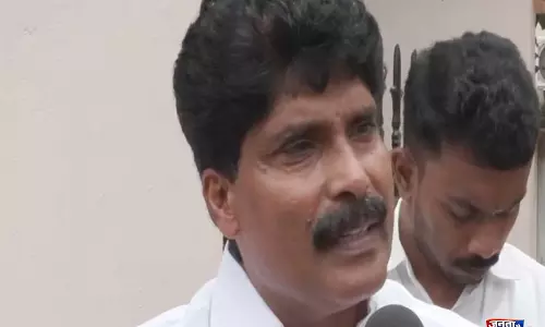 केरल में UDF के बेहतर प्रदर्शन के बाद टी. सिद्दीकी का बयान, कांग्रेस के अंदरूनी मसले हाईकमान सुलझाएगा केरल में UDF के बेहतर प्रदर्शन के बाद टी. सिद्दीकी का बयान, कांग्रेस के अंदरूनी मसले हाईकमान सुलझाएगा