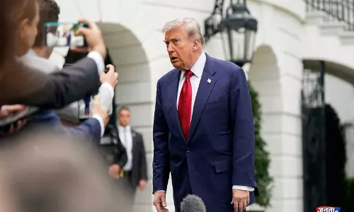Trump का संकेत, ईरान समझौता न हुआ तो ‘प्रोजेक्ट फ्रीडम प्लस’ फिर हो सकता है शुरू Trump का संकेत, ईरान समझौता न हुआ तो ‘प्रोजेक्ट फ्रीडम प्लस’ फिर हो सकता है शुरू