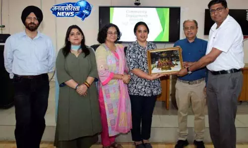 SMVDU में इंटरैक्टिव सेशन, छात्रों को व्यावसायिक दुनिया की समझ SMVDU में इंटरैक्टिव सेशन, छात्रों को व्यावसायिक दुनिया की समझ