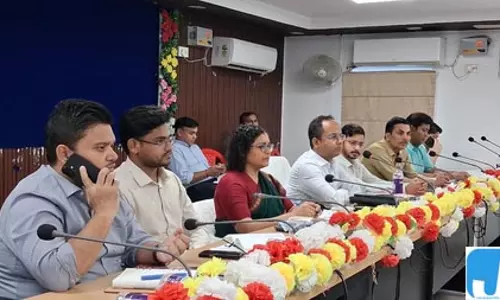 बिहार: नवादा डीएम ने अधिकारियों को दिए जनगणना कार्य में तेजी लाने के निर्देश