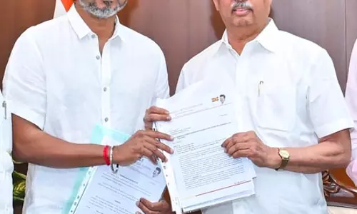 तमिलनाडु में विजय भवः, राज्यपाल से मुलाकात के बाद सरकार गठन की प्रक्रिया शुरू