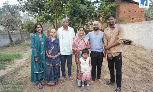 छत्तीसगढ़: तेंदूपत्ता संग्राहक के बेटे अजय गुप्ता बने IFS अफसर