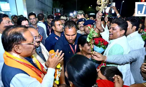पश्चिम बंगाल में भाजपा की ऐतिहासिक विजय के बाद मुख्यमंत्री विष्णुदेव साय का रायपुर आगमन पर भव्य स्वागत पश्चिम बंगाल में भाजपा की ऐतिहासिक विजय के बाद मुख्यमंत्री विष्णुदेव साय का रायपुर आगमन पर भव्य स्वागत