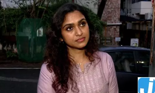 शपथ ग्रहण से पहले विजय के परिवार में खुशी, भतीजियों ने कहा- लोगों के भरोसे पर खरे उतरेंगे शपथ ग्रहण से पहले विजय के परिवार में खुशी, भतीजियों ने कहा- लोगों के भरोसे पर खरे उतरेंगे
