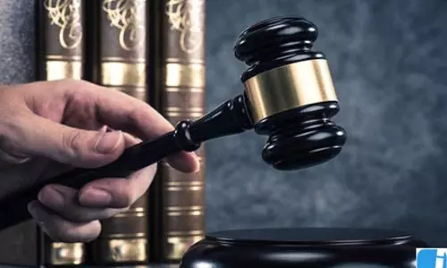अल फलाह यूनिवर्सिटी के निदेशक जवाद सिद्दीकी 3 दिन की पुलिस रिमांड पर अल फलाह यूनिवर्सिटी के निदेशक जवाद सिद्दीकी 3 दिन की पुलिस रिमांड पर