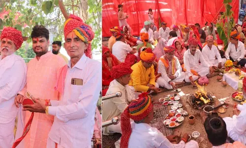 छबीला हनुमान मंदिर आजाद नगर में रचाया शालिग्राम-तुलसी विवाह, उमड़े भक्त छबीला हनुमान मंदिर आजाद नगर में रचाया शालिग्राम-तुलसी विवाह, उमड़े भक्त