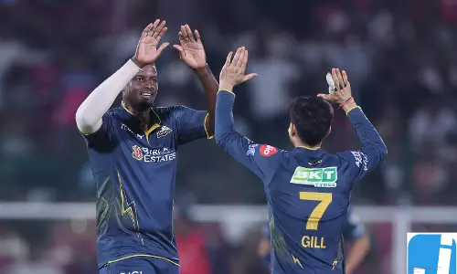 IPL 2026: गुजरात टाइटंस की बड़ी जीत, राजस्थान को 77 रन से हराया IPL 2026: गुजरात टाइटंस की बड़ी जीत, राजस्थान को 77 रन से हराया