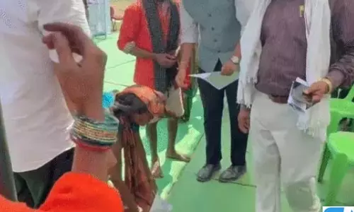 आवास की मांग को लेकर राष्ट्रपति दत्तक पुत्र दंपती ने लगाई गुहार