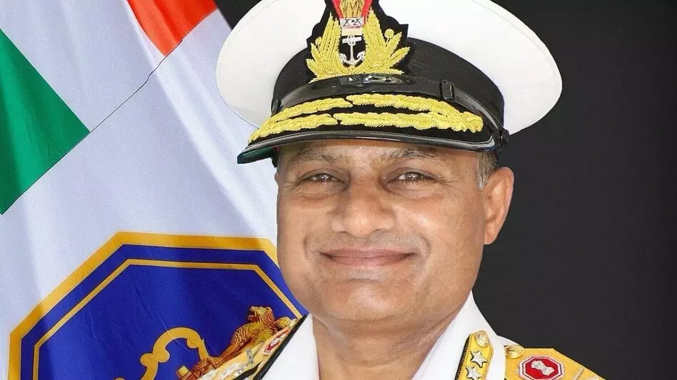 भारतीय नौसेना को मिला नया चीफ, वाइस एडमिरल कृष्णा स्वामीनाथन को दी गई जिम्मेदारी भारतीय नौसेना को मिला नया चीफ, वाइस एडमिरल कृष्णा स्वामीनाथन को दी गई जिम्मेदारी