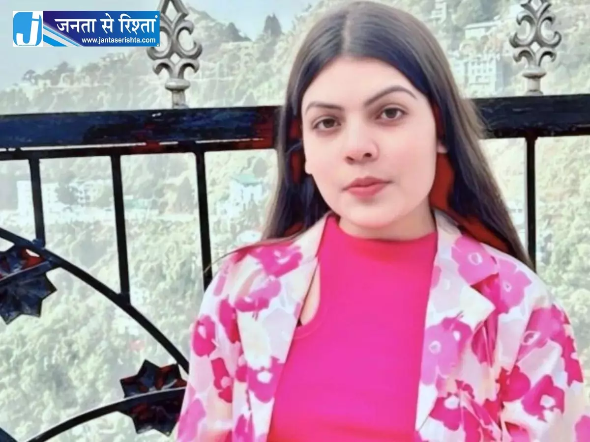 चिता बुझाकर शव ले गई पुलिस, नवविवाहिता की संदिग्ध मौत का मामला चिता बुझाकर शव ले गई पुलिस, नवविवाहिता की संदिग्ध मौत का मामला