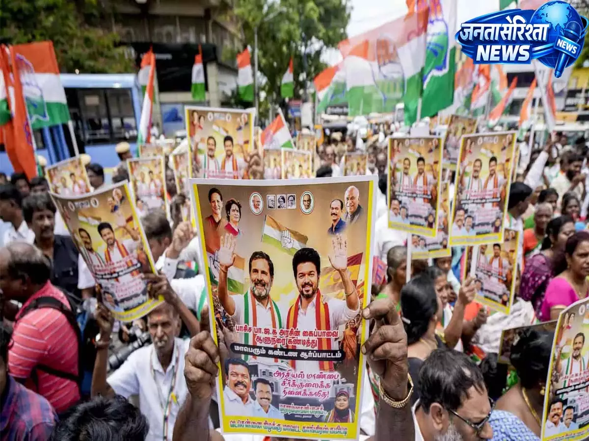 Vijays के शपथ ग्रहण के सस्पेंस के बीच हैदराबाद पहुंचे तमिलनाडु कांग्रेस के विधायक Vijays के शपथ ग्रहण के सस्पेंस के बीच हैदराबाद पहुंचे तमिलनाडु कांग्रेस के विधायक
