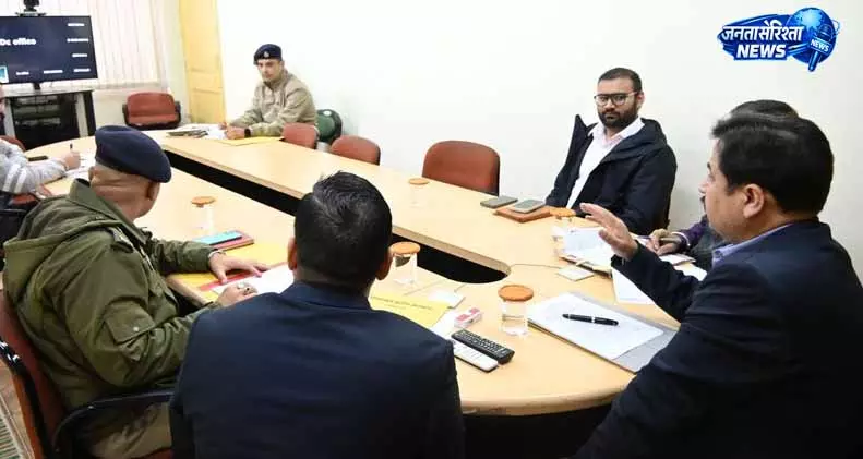 Shimla प्रशासन ने ड्रग तस्करी के खिलाफ पटवारियों की जिम्मेदारी बढ़ाई Shimla प्रशासन ने ड्रग तस्करी के खिलाफ पटवारियों की जिम्मेदारी बढ़ाई