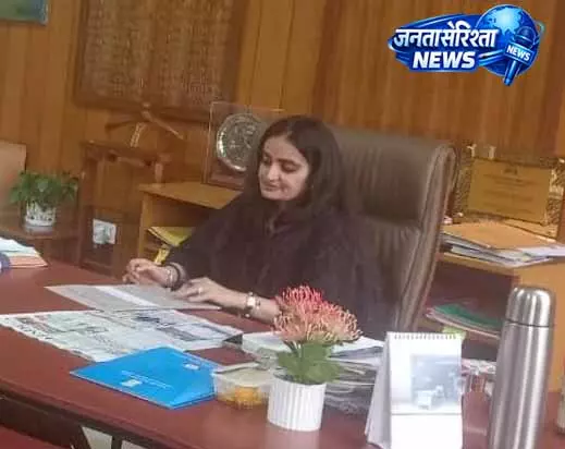 Hamirpur पंचायत चुनाव, रिकॉर्ड संख्या में 1,572 उम्मीदवारों ने पर्चा भरा Hamirpur पंचायत चुनाव, रिकॉर्ड संख्या में 1,572 उम्मीदवारों ने पर्चा भरा
