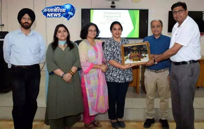 SMVDU में इंटरैक्टिव सेशन, छात्रों को व्यावसायिक दुनिया की समझ SMVDU में इंटरैक्टिव सेशन, छात्रों को व्यावसायिक दुनिया की समझ