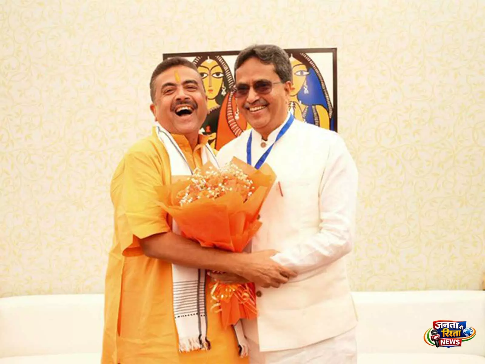 सुवेंदु अधिकारी को हार्दिक बधाई: बंगाल के CM के शपथ ग्रहण पर त्रिपुरा के CM माणिक साहा सुवेंदु अधिकारी को हार्दिक बधाई: बंगाल के CM के शपथ ग्रहण पर त्रिपुरा के CM माणिक साहा