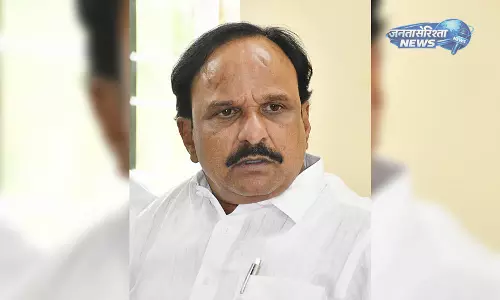 Karnataka : मंत्री डी. सुधाकर का निधन, 66 वर्ष की आयु में बेंगलुरु में ली अंतिम सांस Karnataka : मंत्री डी. सुधाकर का निधन, 66 वर्ष की आयु में बेंगलुरु में ली अंतिम सांस