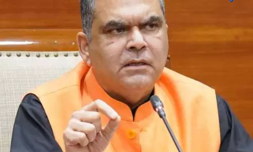 PMLA जांच में मंत्री अरोड़ा गिरफ्तार, ED ने तीसरा छापा मारा PMLA जांच में मंत्री अरोड़ा गिरफ्तार, ED ने तीसरा छापा मारा