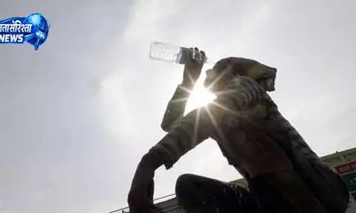 Kashmir में असामान्य गर्मी, तापमान बढ़ा; SGR में 31.7°C रिकॉर्ड किया गया