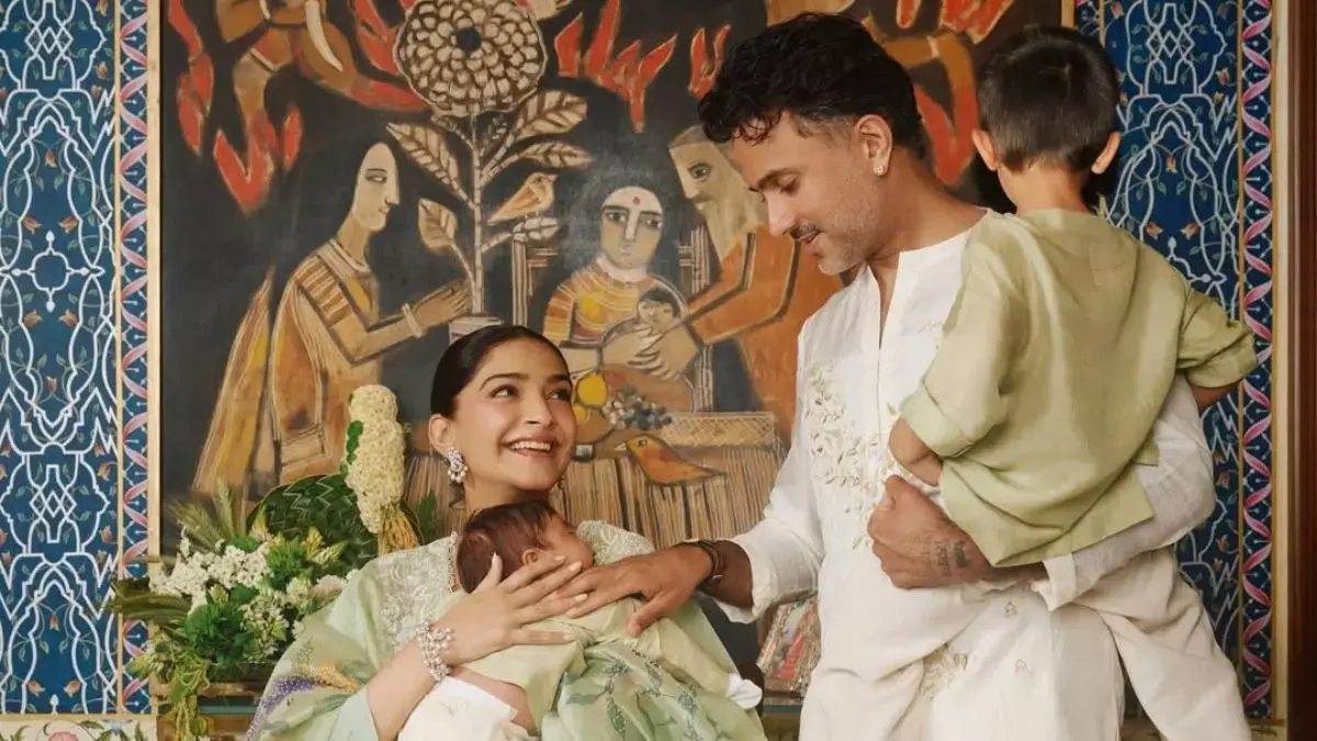 Sonam Kapoor-Anand Ahuja ने दूसरे बेटे का नाम रखा रुद्रलोक Sonam Kapoor-Anand Ahuja ने दूसरे बेटे का नाम रखा रुद्रलोक